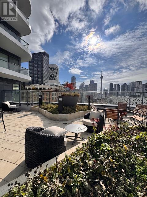 3003 - 280 Dundas Street W, Toronto, Ontario  M5V 1G2 - Photo 25 - C12741146