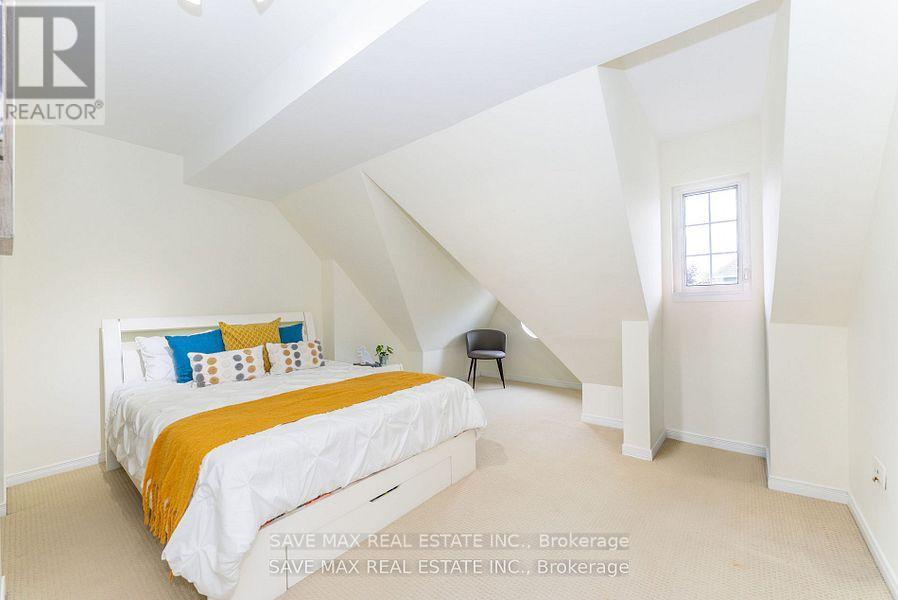 25 - 840 Dundas Street W, Mississauga, Ontario  L5C 1C2 - Photo 21 - W12741166