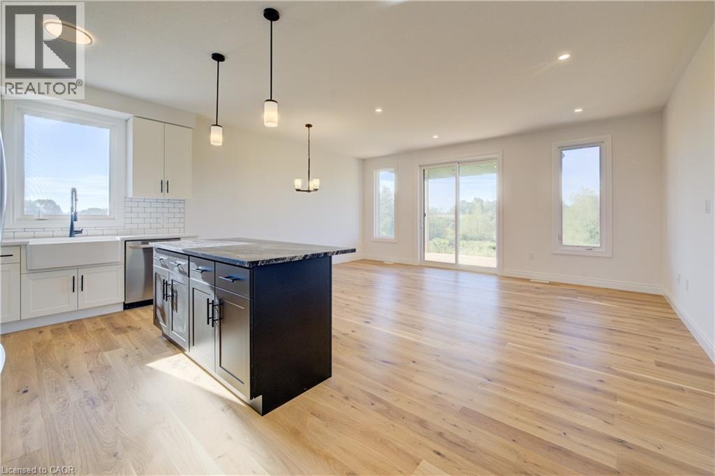 117 Thackeray Way, Harriston, Ontario  N0G 1Z0 - Photo 22 - 40716813