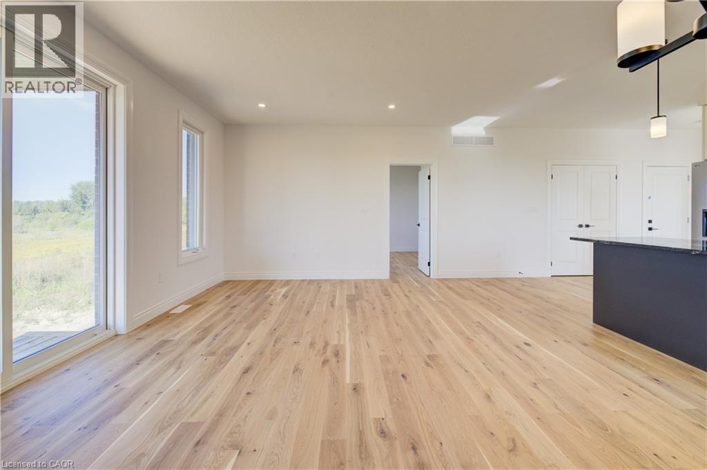 117 Thackeray Way, Harriston, Ontario  N0G 1Z0 - Photo 20 - 40716813