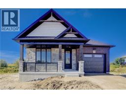 117 THACKERAY WAY, Harriston, Ontario