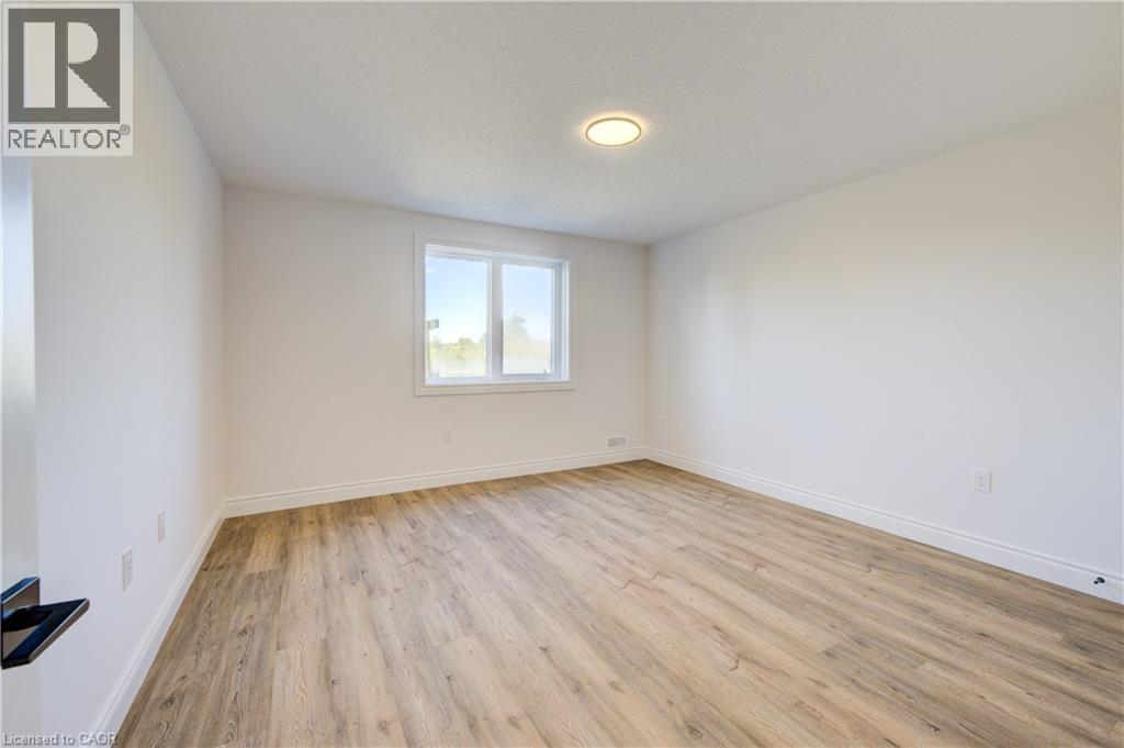 117 Thackeray Way, Harriston, Ontario  N0G 1Z0 - Photo 35 - 40716813