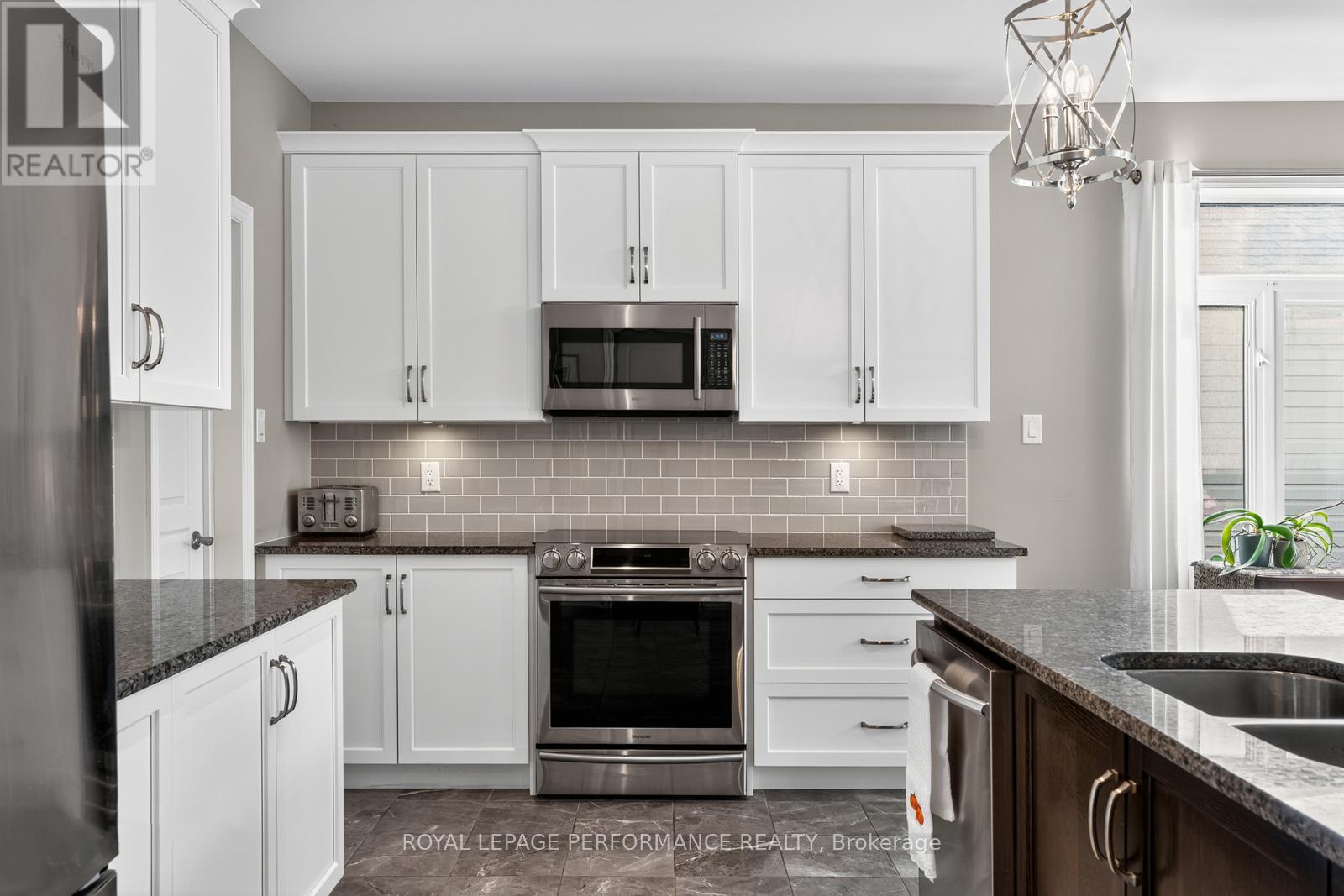 88 Des Rails Street, Clarence-Rockland, Ontario  K4K 0K2 - Photo 9 - X12741180