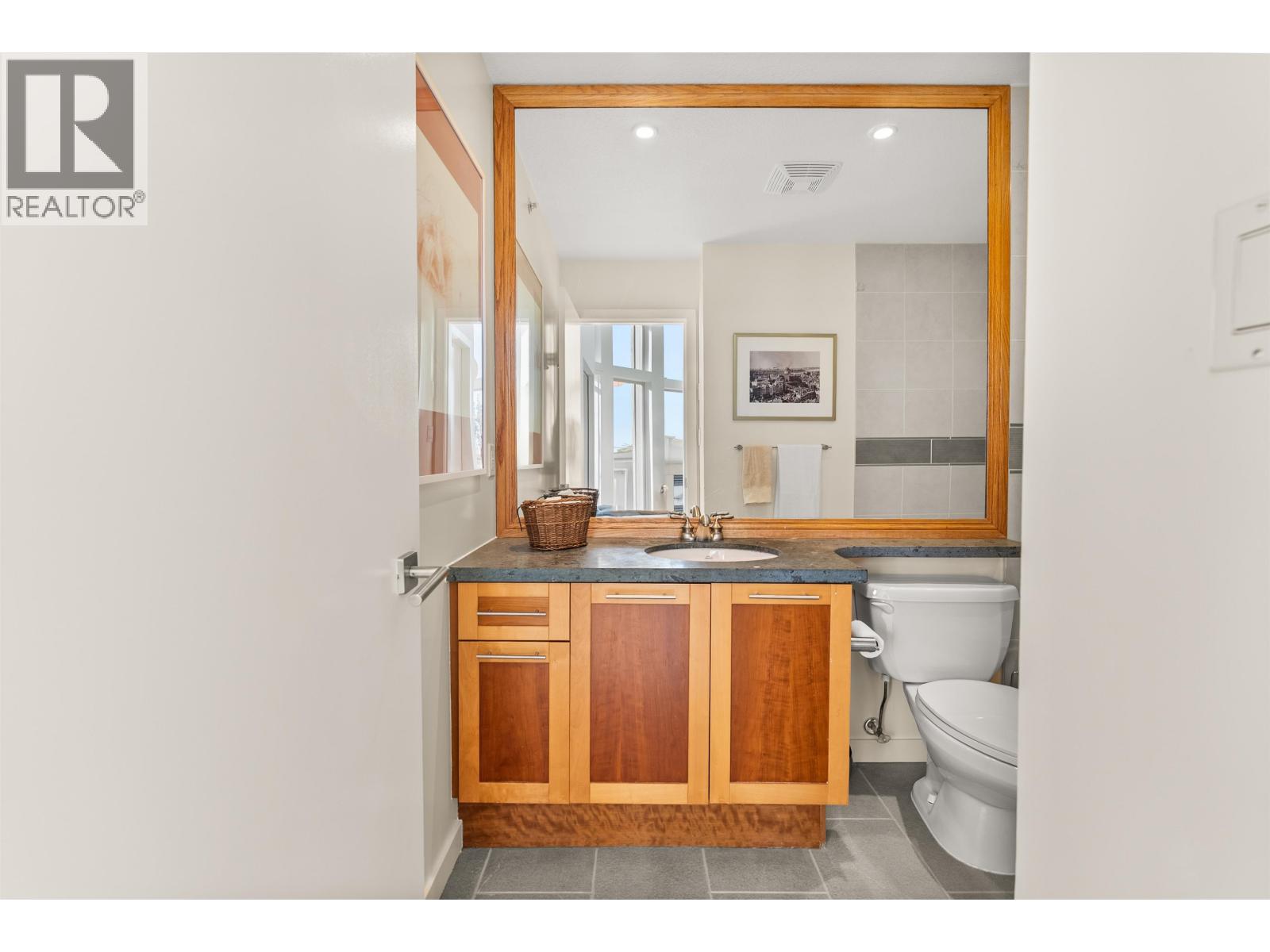 501 560 Raven Woods Drive, North Vancouver, British Columbia  V7G 2T3 - Photo 30 - R3084827