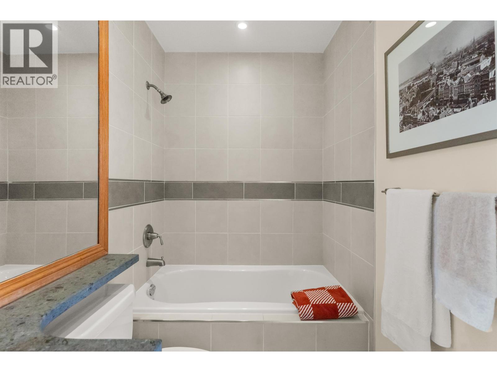 501 560 Raven Woods Drive, North Vancouver, British Columbia  V7G 2T3 - Photo 32 - R3084827