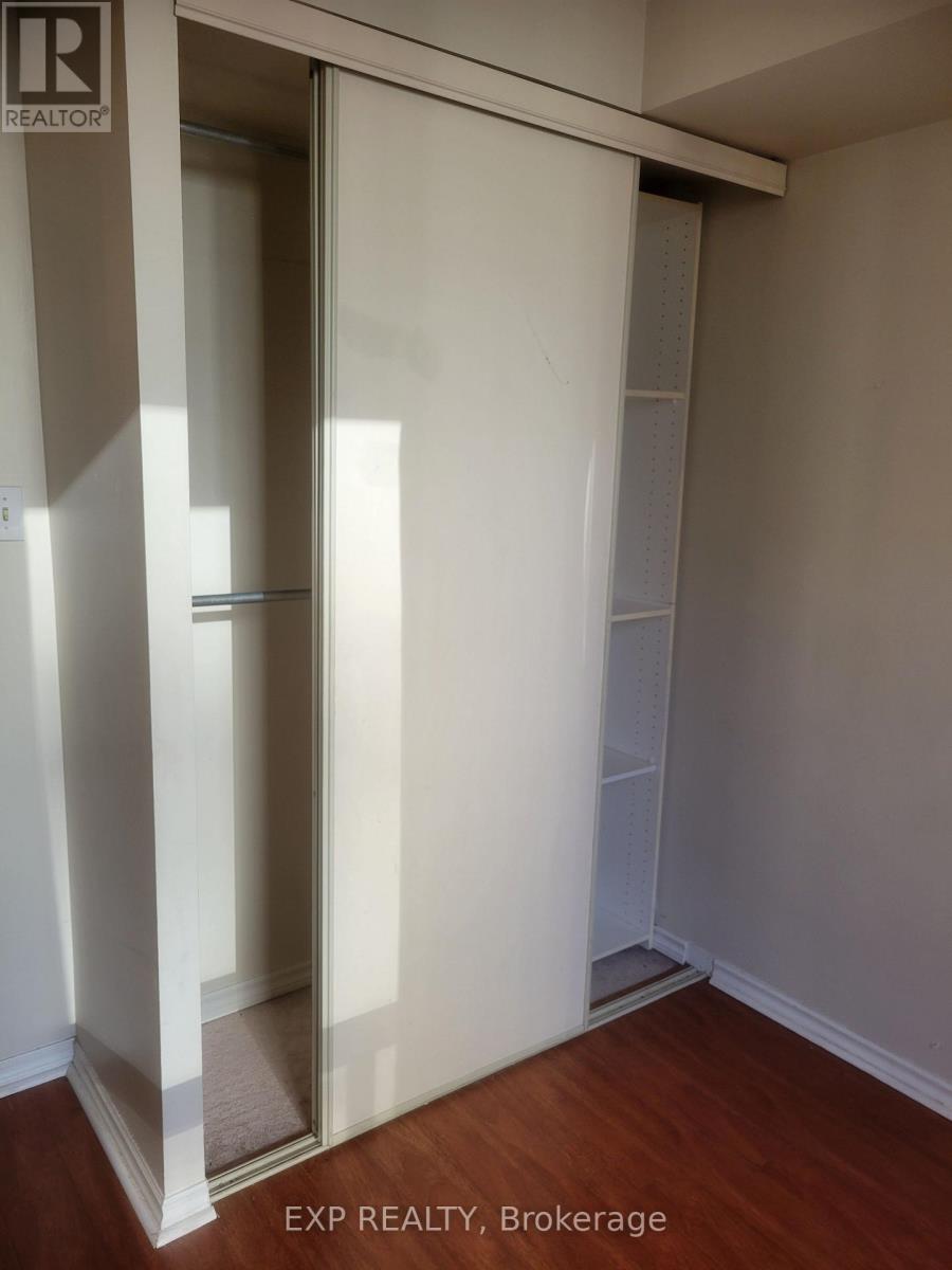 612 - 285 Enfield Place, Mississauga, Ontario  L5B 3Y6 - Photo 11 - W12741174