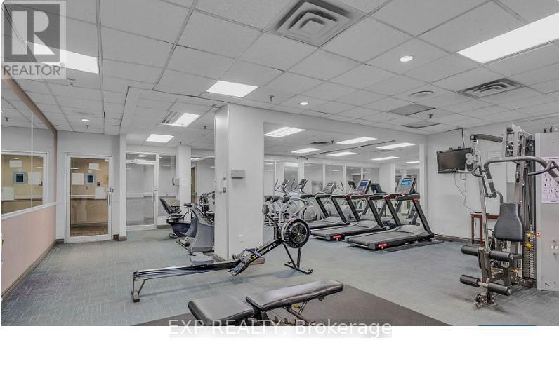 612 - 285 Enfield Place, Mississauga, Ontario  L5B 3Y6 - Photo 15 - W12741174