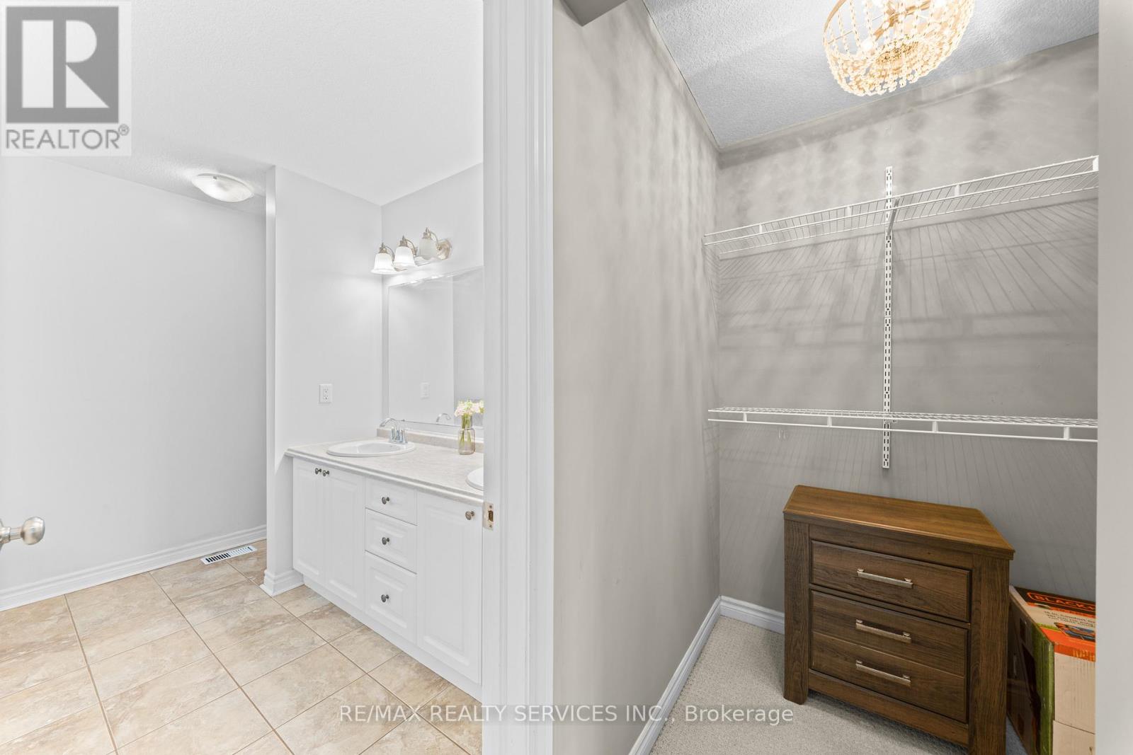 906 Audrey Place, Kitchener, Ontario  N2E 0B9 - Photo 24 - X12740994