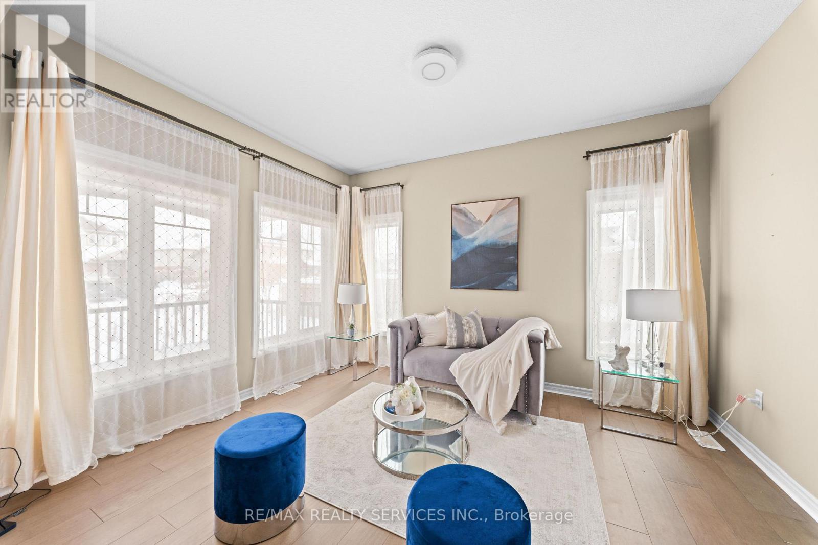 906 Audrey Place, Kitchener, Ontario  N2E 0B9 - Photo 5 - X12740994