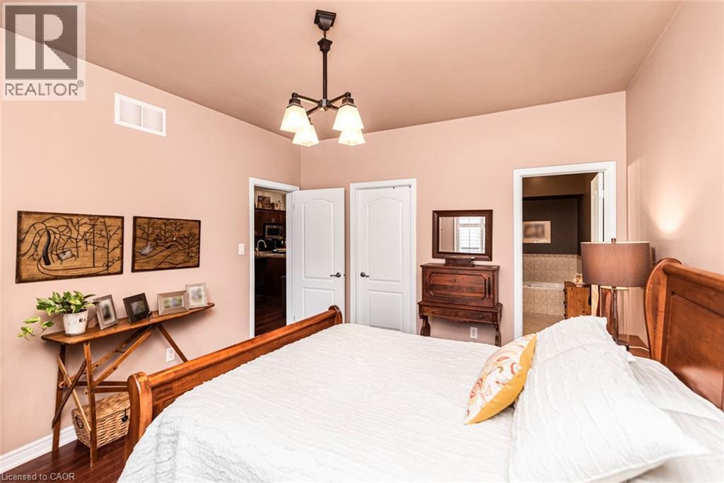 13 Mulligan Trail, Hamilton, Ontario  L9B 0A4 - Photo 20 - 40788874