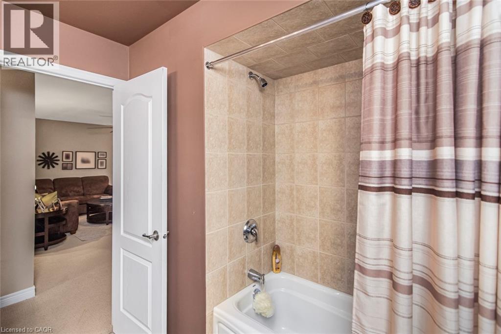 13 Mulligan Trail, Hamilton, Ontario  L9B 0A4 - Photo 25 - 40788874