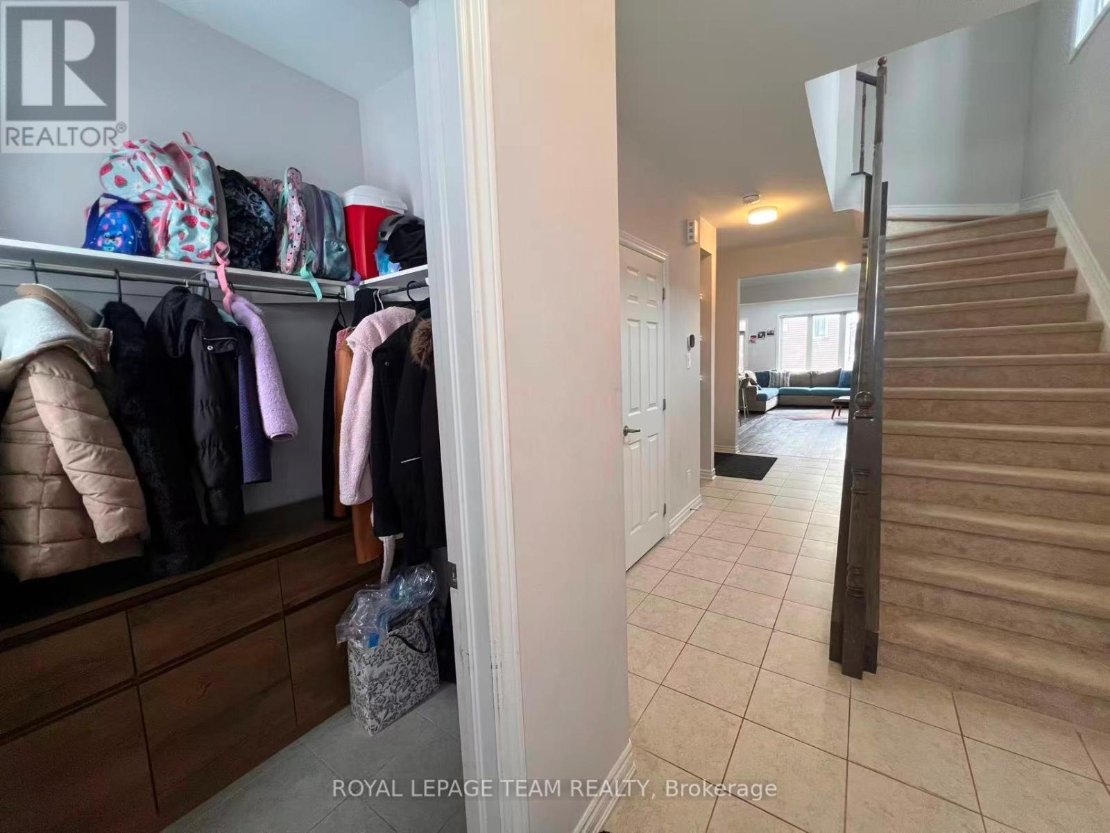 565 Rye Grass Way, Ottawa, Ontario  K2J 6Z9 - Photo 2 - X12741198