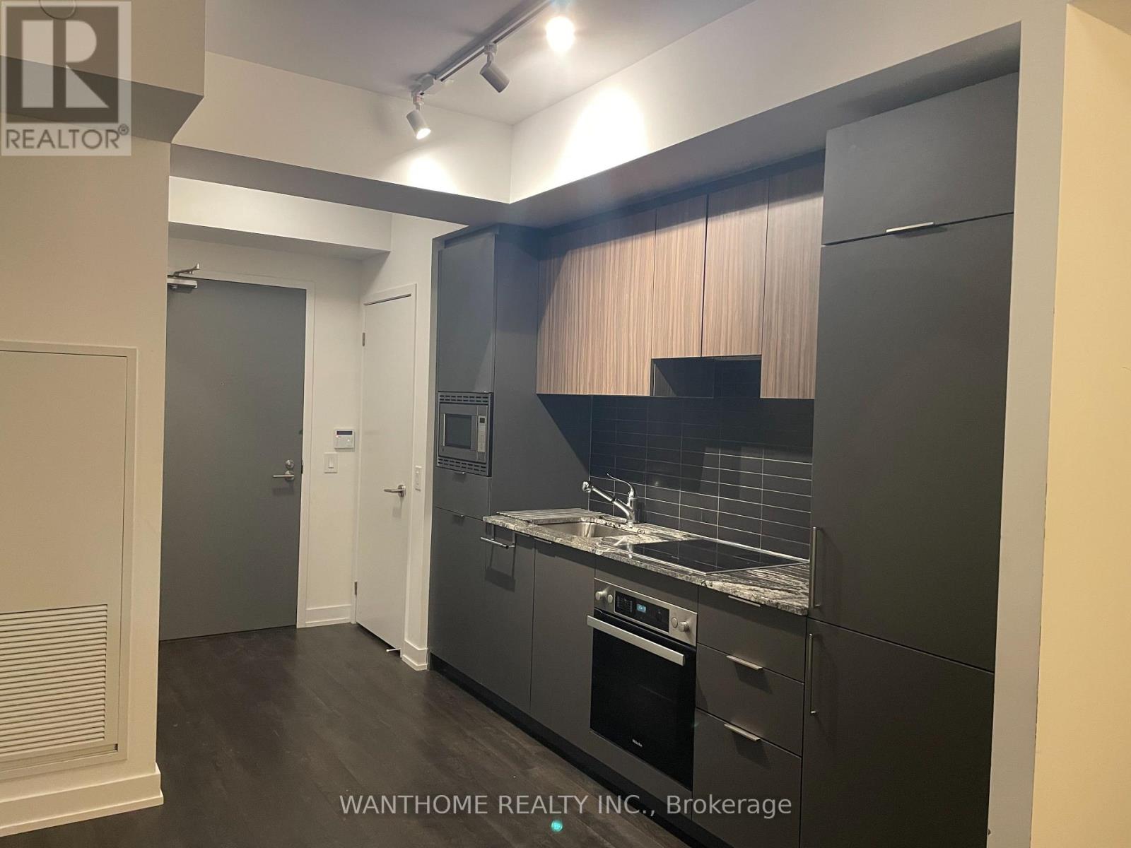 303 - 50 O'neill Road, Toronto, Ontario  M3C 0R1 - Photo 3 - C12741188