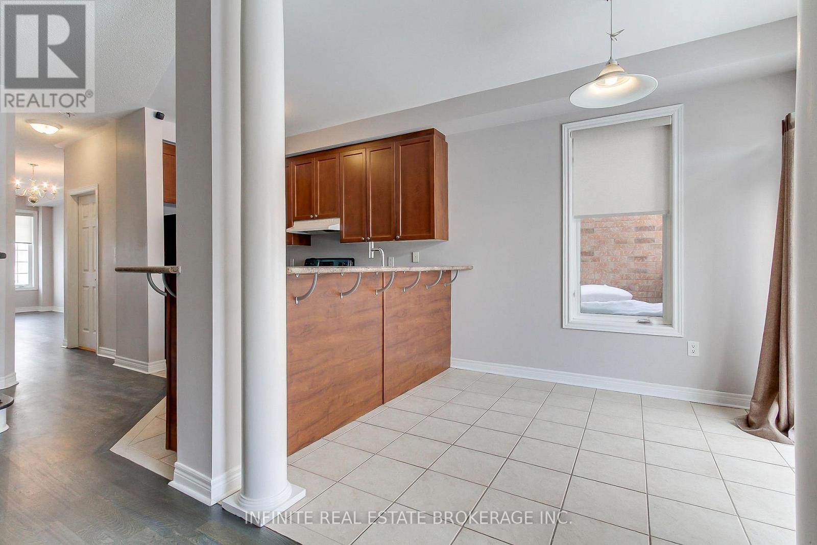 3699 Bloomington Crescent, Mississauga, Ontario  L5M 0A2 - Photo 14 - W12741182