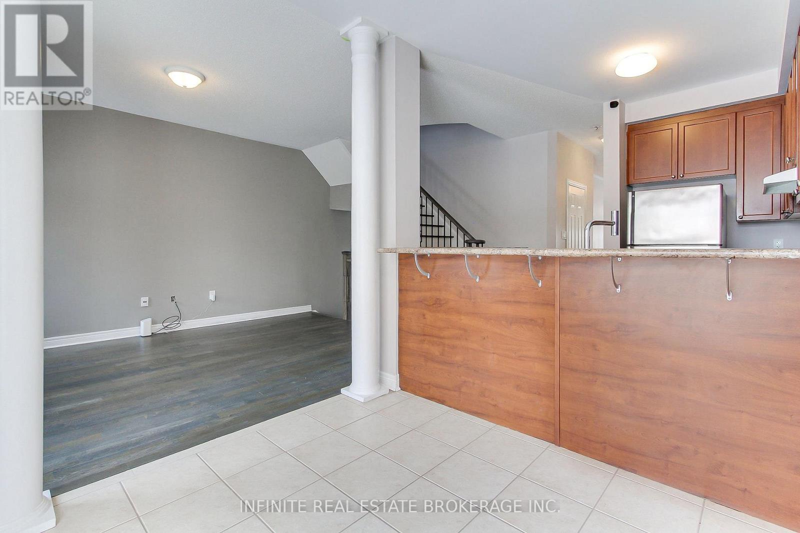 3699 Bloomington Crescent, Mississauga, Ontario  L5M 0A2 - Photo 16 - W12741182