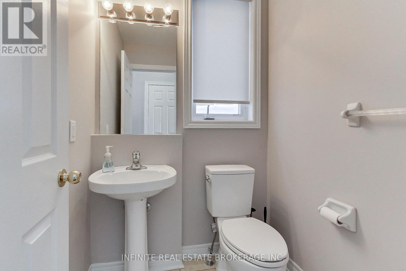 3699 Bloomington Crescent, Mississauga, Ontario  L5M 0A2 - Photo 24 - W12741182