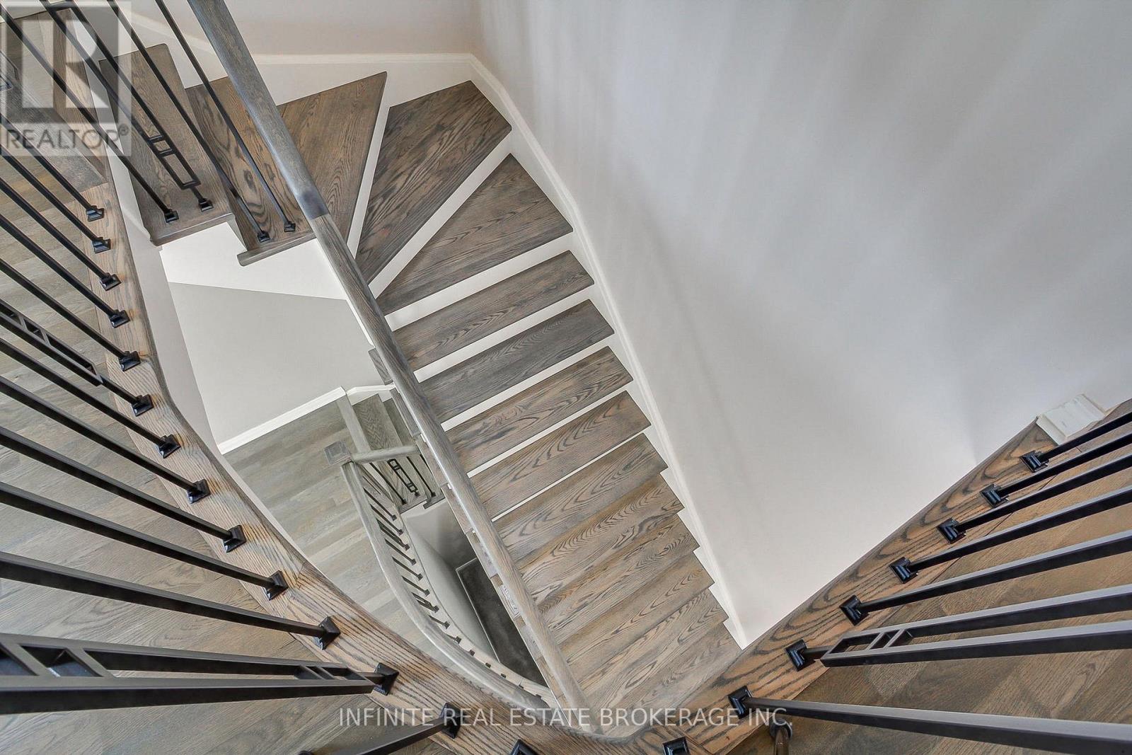 3699 Bloomington Crescent, Mississauga, Ontario  L5M 0A2 - Photo 26 - W12741182