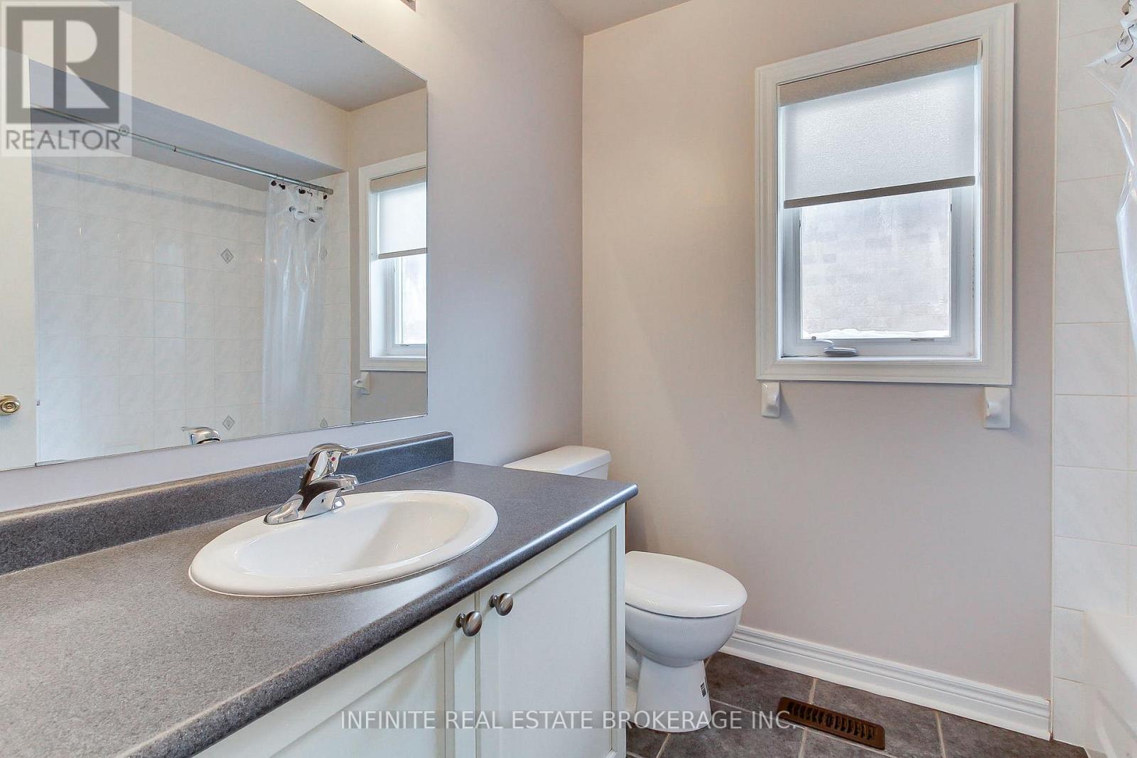 3699 Bloomington Crescent, Mississauga, Ontario  L5M 0A2 - Photo 41 - W12741182