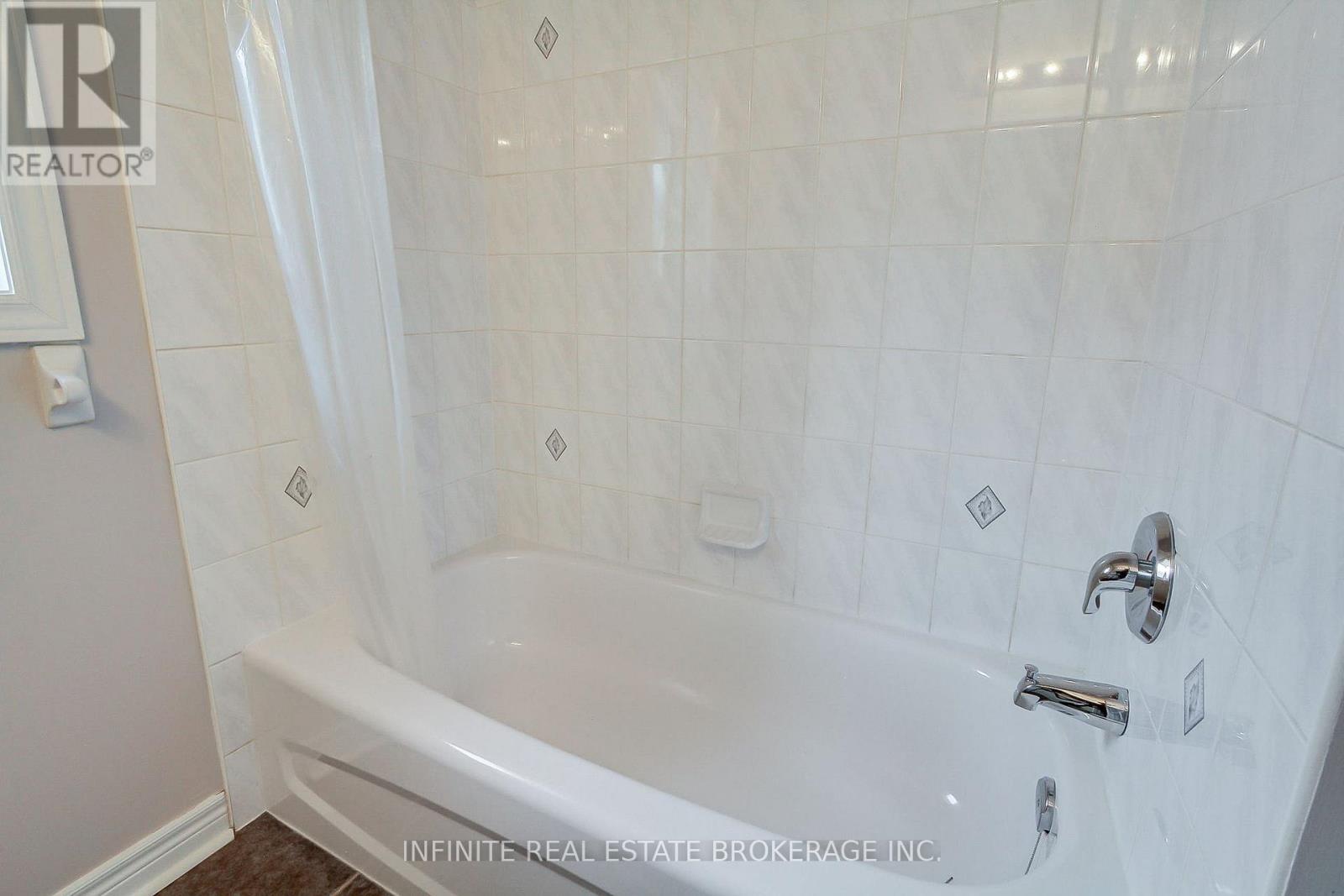 3699 Bloomington Crescent, Mississauga, Ontario  L5M 0A2 - Photo 42 - W12741182