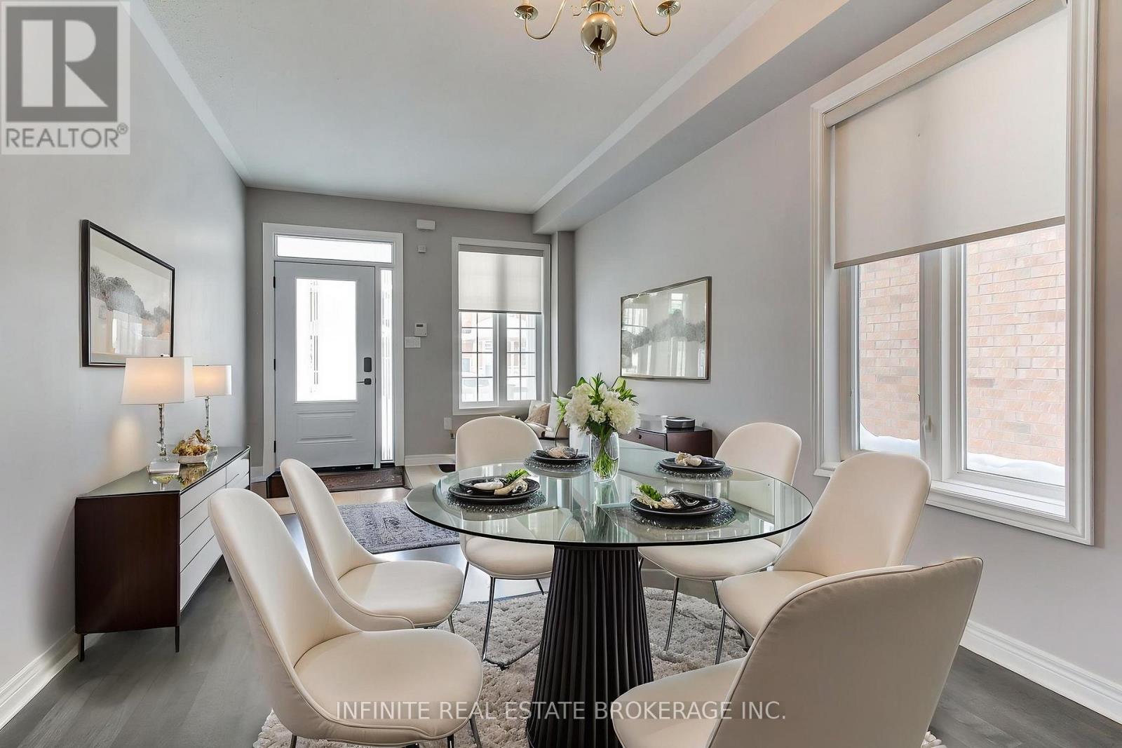 3699 Bloomington Crescent, Mississauga, Ontario  L5M 0A2 - Photo 5 - W12741182