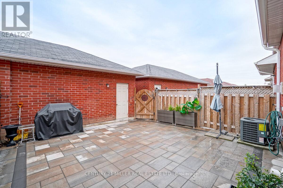 3231 Neyagawa Boulevard, Oakville, Ontario  L6M 0N7 - Photo 30 - W12741190