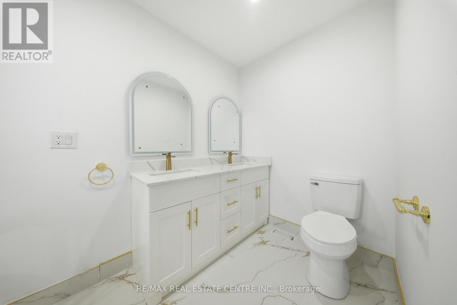 3316 Lady Slipper Court, Mississauga, Ontario  L5N 6A9 - Photo 23 - W12741200