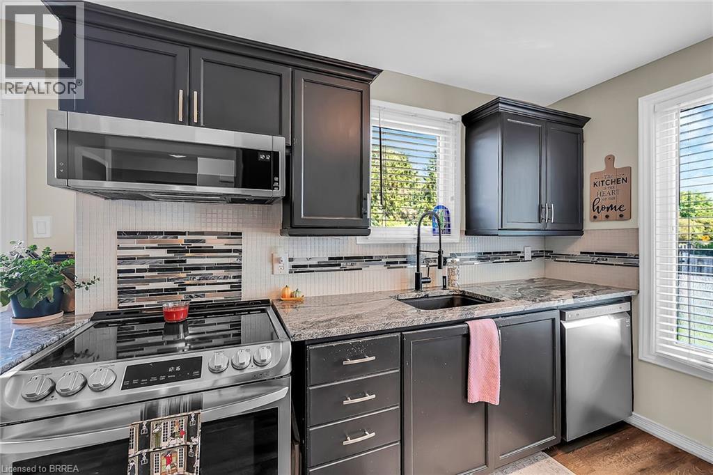 1 Brantwood Park Road Unit# A, Brantford, Ontario  N3P 1Y3 - Photo 10 - 40772063