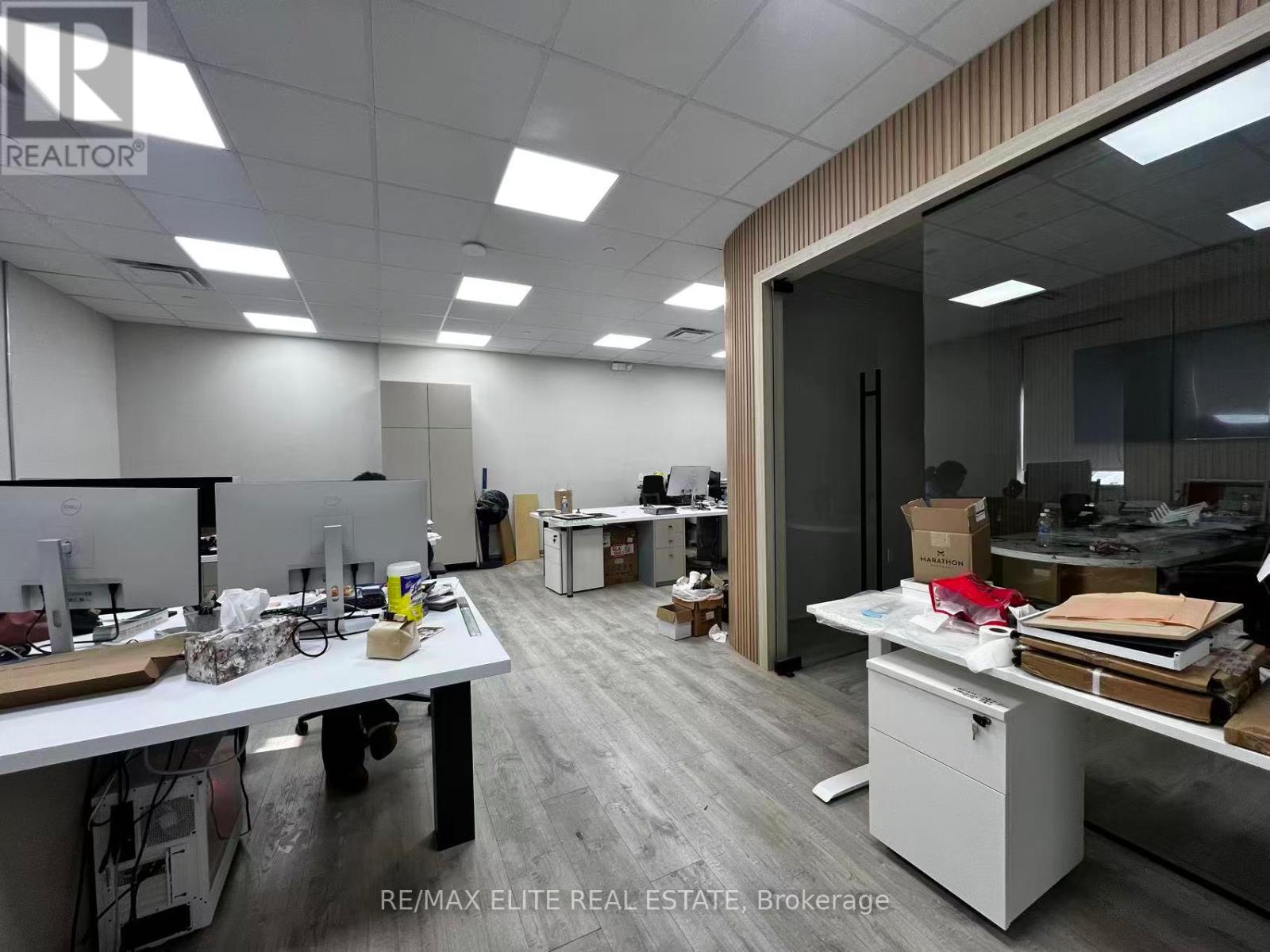 10-11 - 150 Ferrier Street, Markham, Ontario  L3R 3K3 - Photo 13 - N12740506