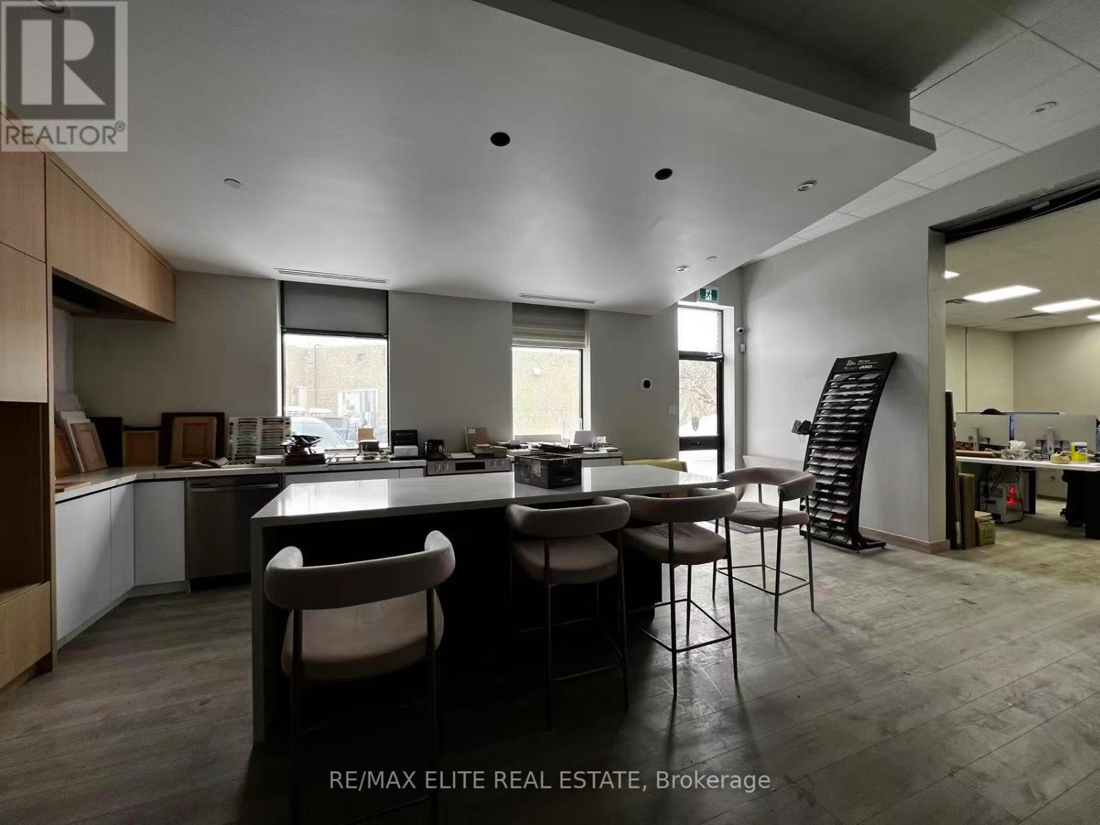 10-11 - 150 Ferrier Street, Markham, Ontario  L3R 3K3 - Photo 7 - N12740506