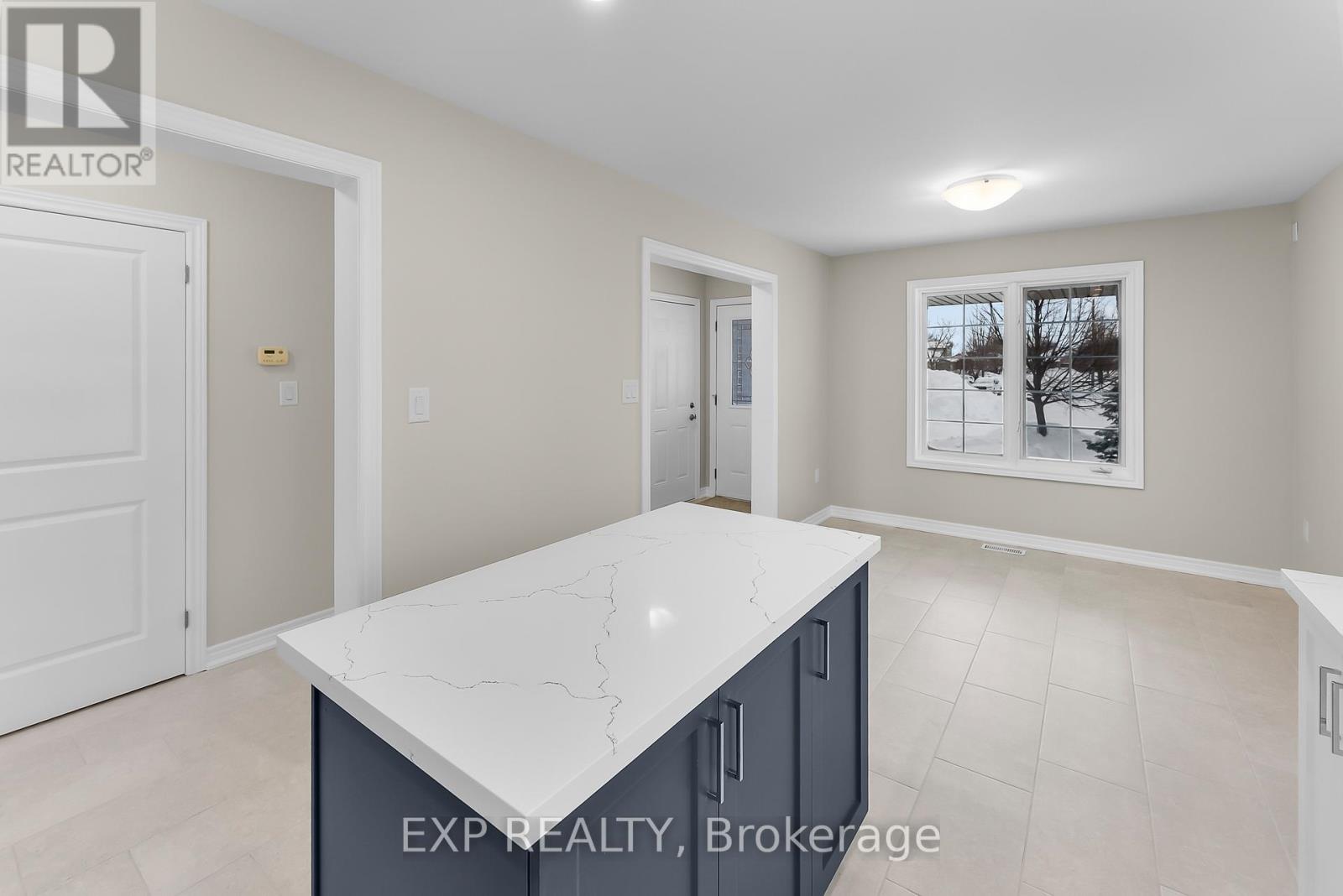 8329 Atack Court, Niagara Falls, Ontario  L2H 3N4 - Photo 14 - X12741220