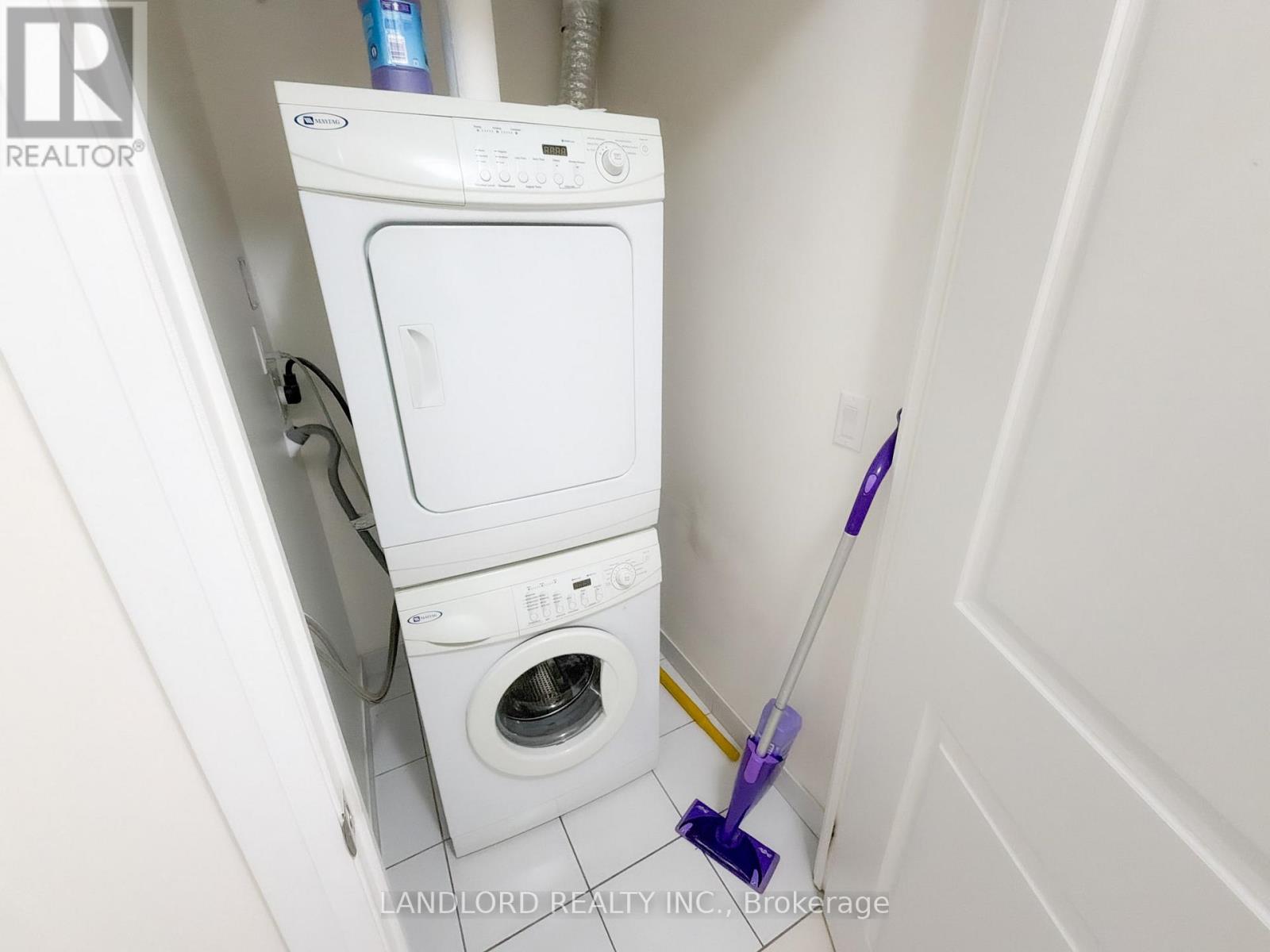 801 - 1070 Sheppard Avenue W, Toronto, Ontario  M3J 0G8 - Photo 16 - W12734446