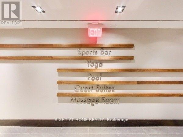 1710 - 80 John Street, Toronto, Ontario  M5V 3X4 - Photo 12 - C12741222