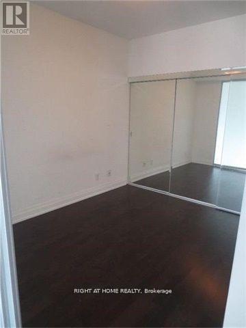 1710 - 80 John Street, Toronto, Ontario  M5V 3X4 - Photo 5 - C12741222