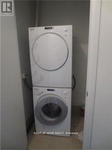 1710 - 80 John Street, Toronto, Ontario  M5V 3X4 - Photo 9 - C12741222