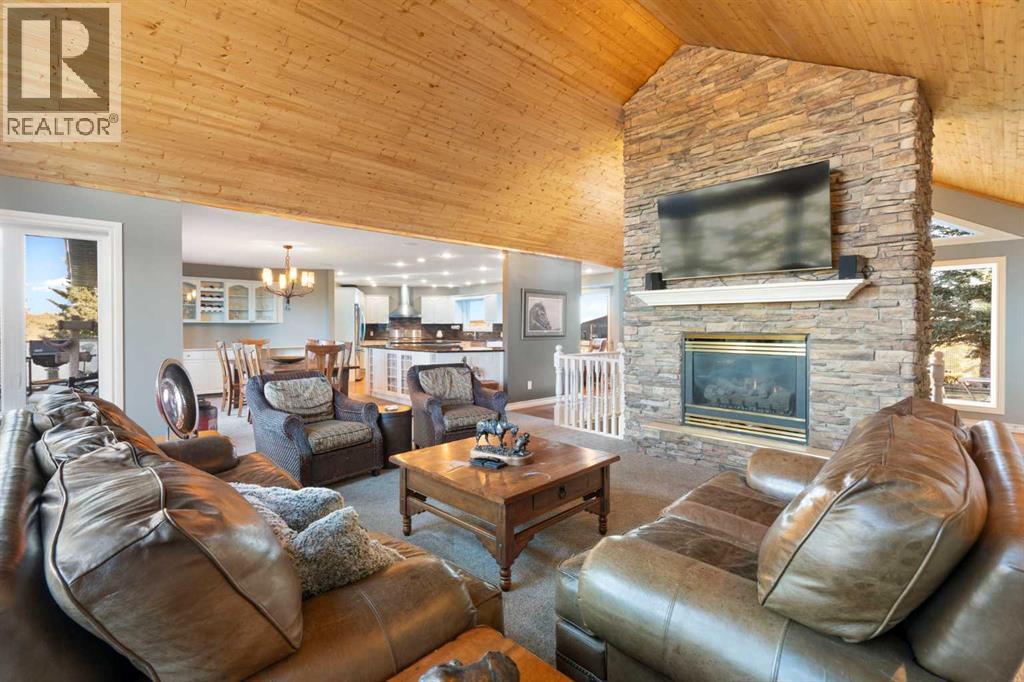 33038 Township Road 272, Rural Rocky View County, Alberta  T4C 2Z6 - Photo 10 - A2267232