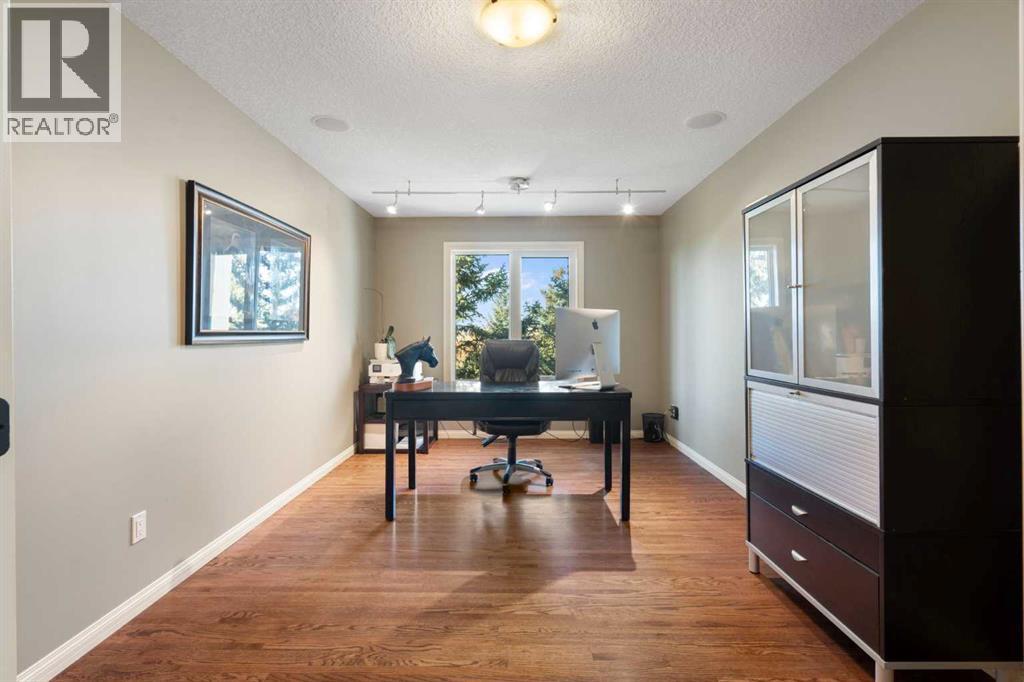 33038 Township Road 272, Rural Rocky View County, Alberta  T4C 2Z6 - Photo 16 - A2267232