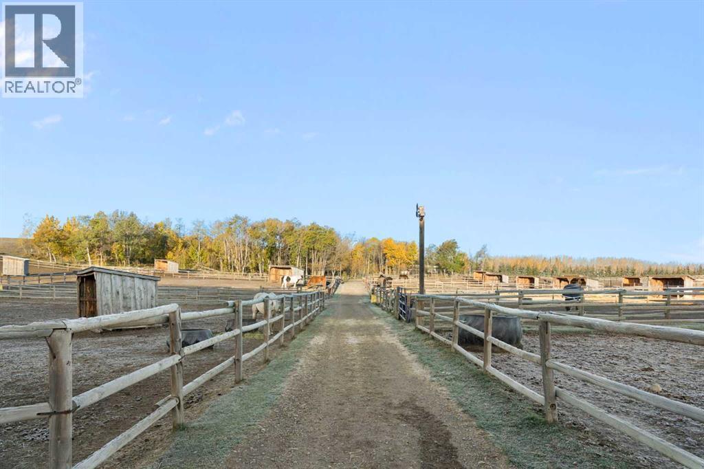 33038 Township Road 272, Rural Rocky View County, Alberta  T4C 2Z6 - Photo 47 - A2267232