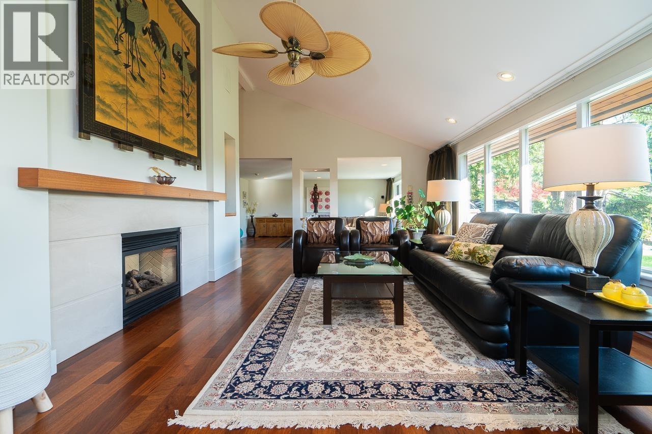 81 Morven Drive, West Vancouver, British Columbia  V7S 1B3 - Photo 4 - R3084739