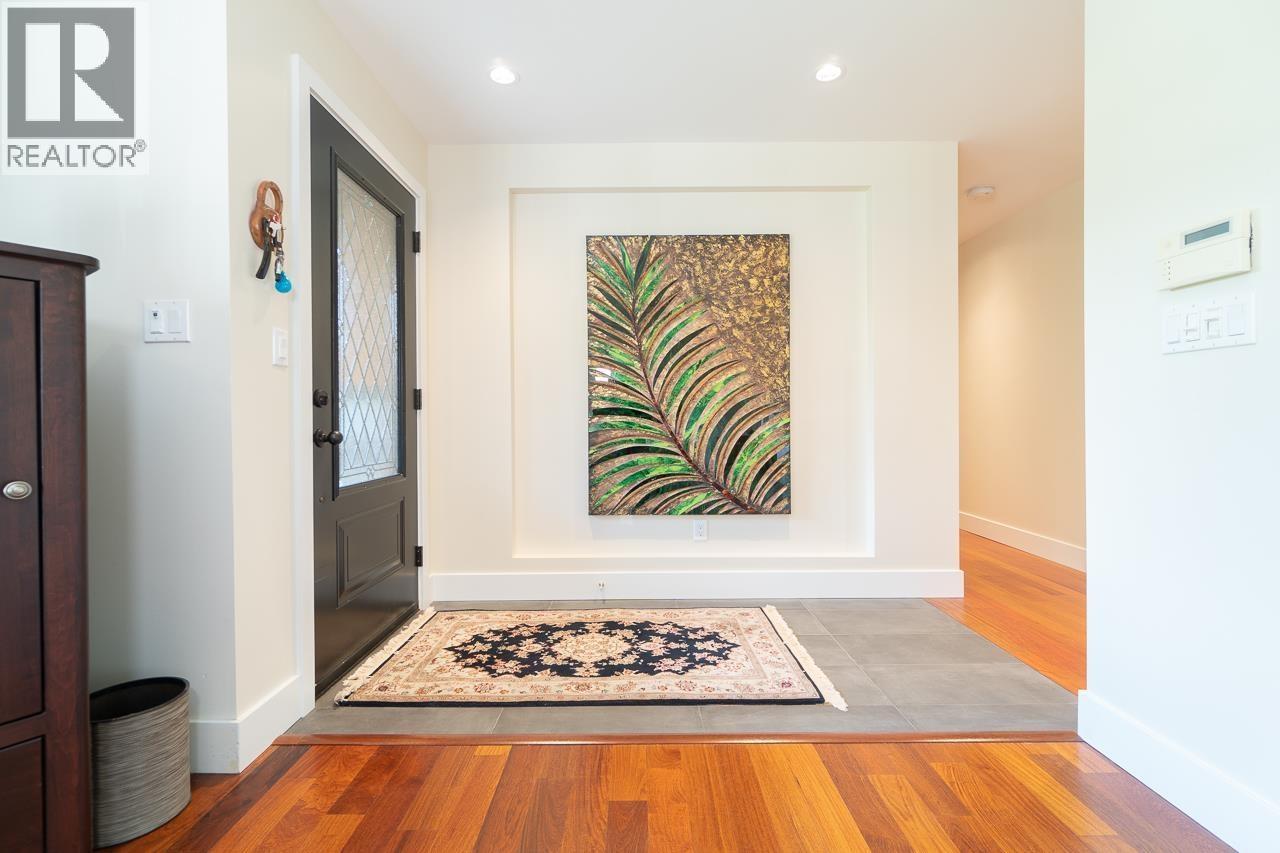 81 Morven Drive, West Vancouver, British Columbia  V7S 1B3 - Photo 5 - R3084739