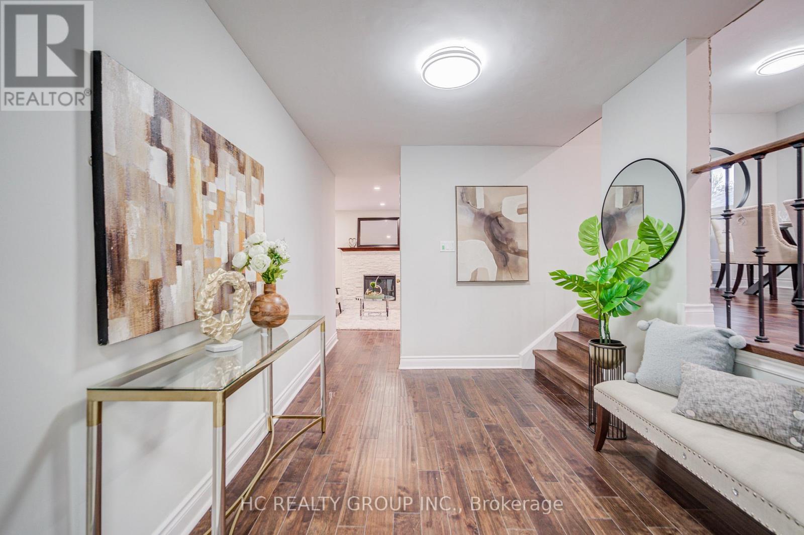 23 Boarhill Drive, Toronto, Ontario  M1S 2L9 - Photo 4 - E12741216