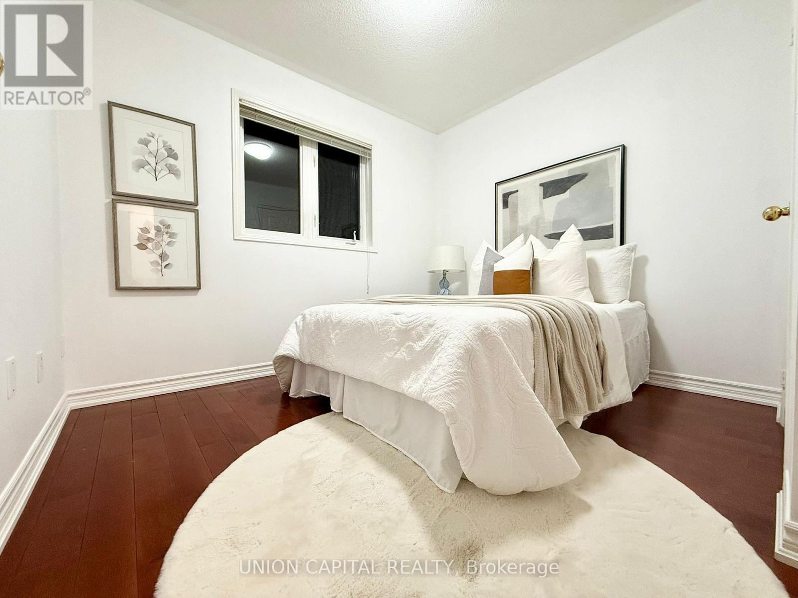 29 Queen's Plate Drive, Markham, Ontario  L6C 2A9 - Photo 7 - N12741204