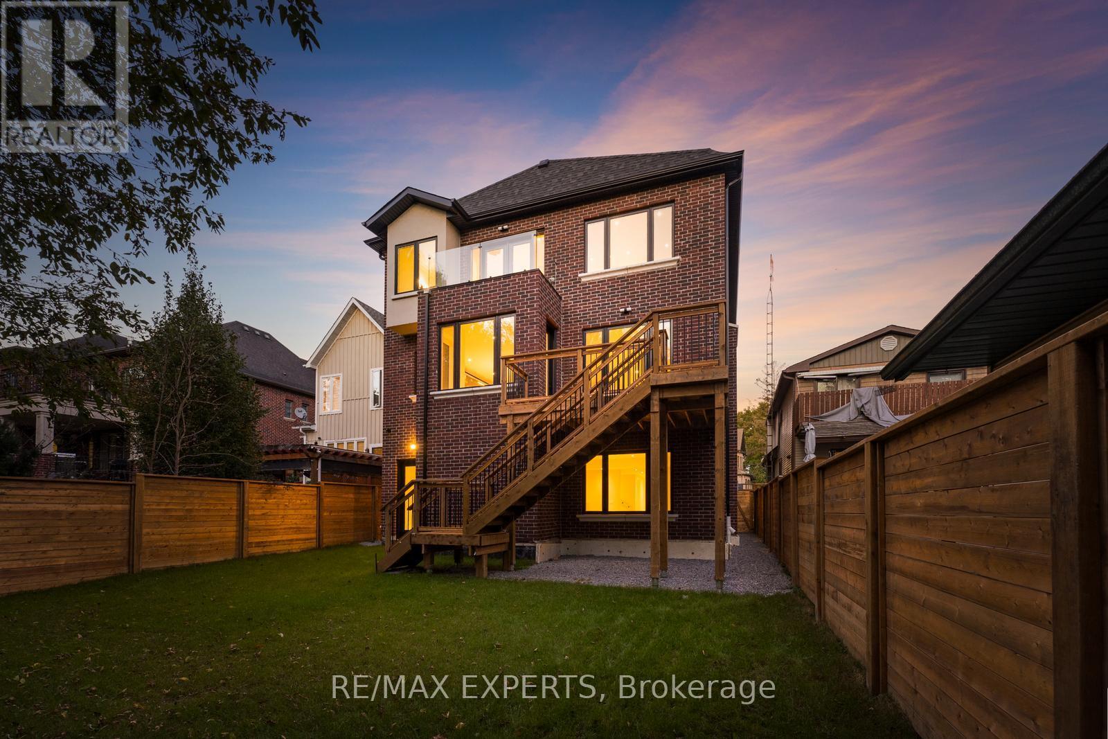 88 Moray Avenue, Richmond Hill, Ontario  L4E 3E2 - Photo 4 - N12741232