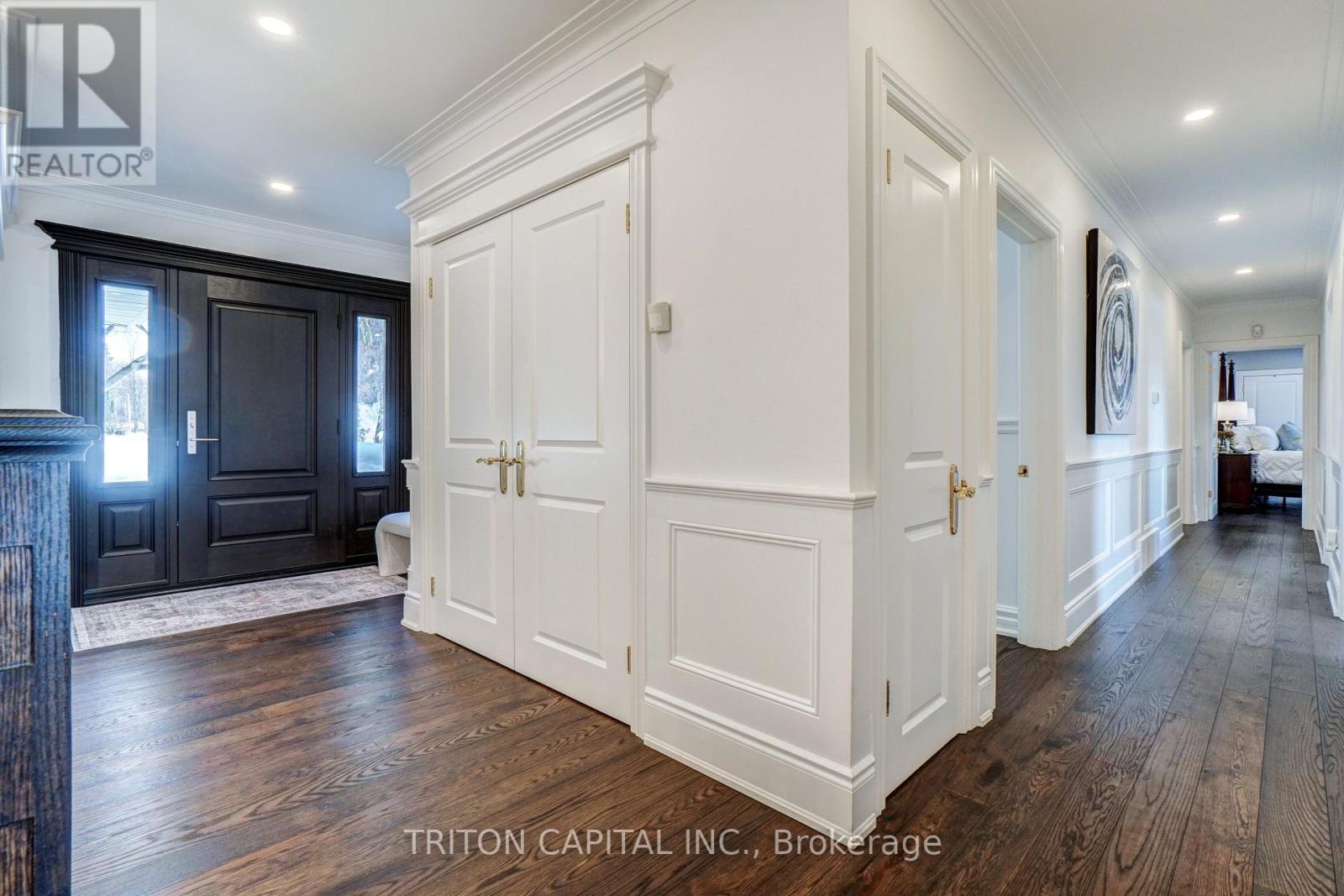 53 Princess Anne Crescent, Toronto, Ontario  M9A 2P3 - Photo 17 - W12741208