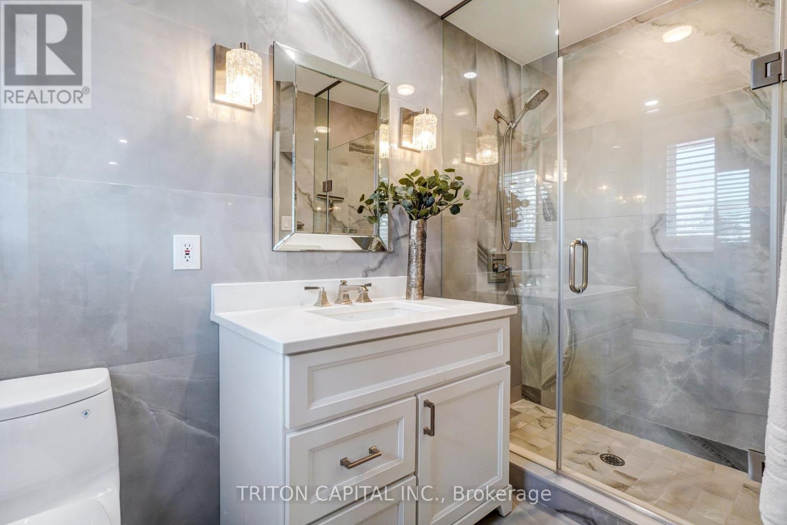 53 Princess Anne Crescent, Toronto, Ontario  M9A 2P3 - Photo 20 - W12741208