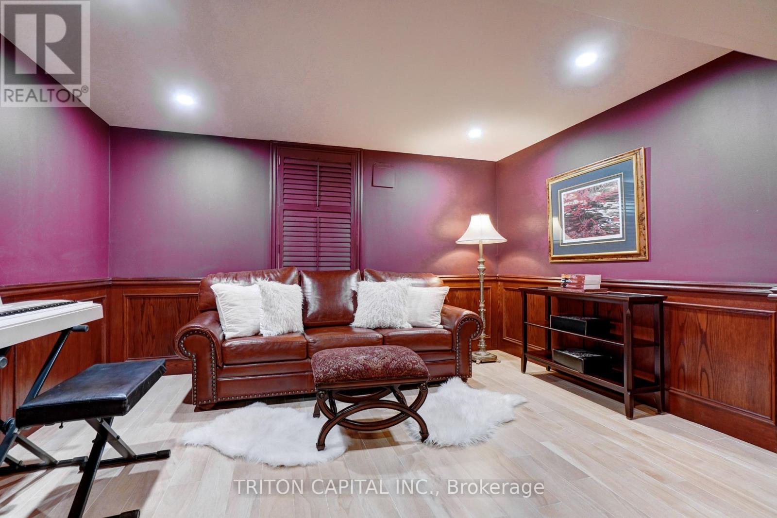 53 Princess Anne Crescent, Toronto, Ontario  M9A 2P3 - Photo 33 - W12741208