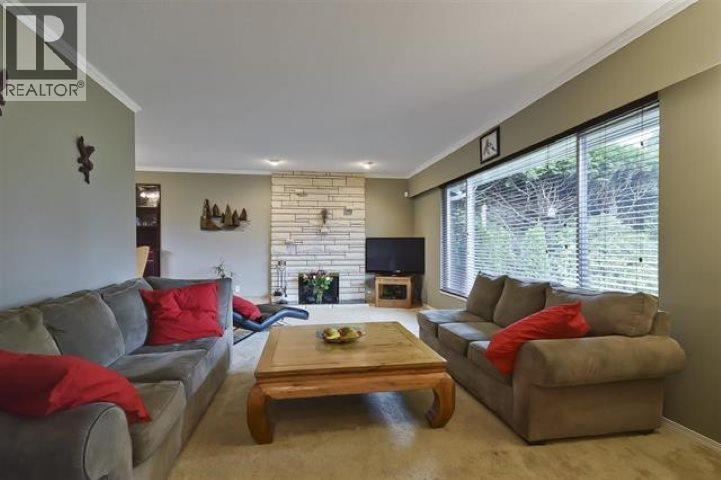 1256 53a Street, Delta, British Columbia  V4M 3E6 - Photo 4 - R3084303