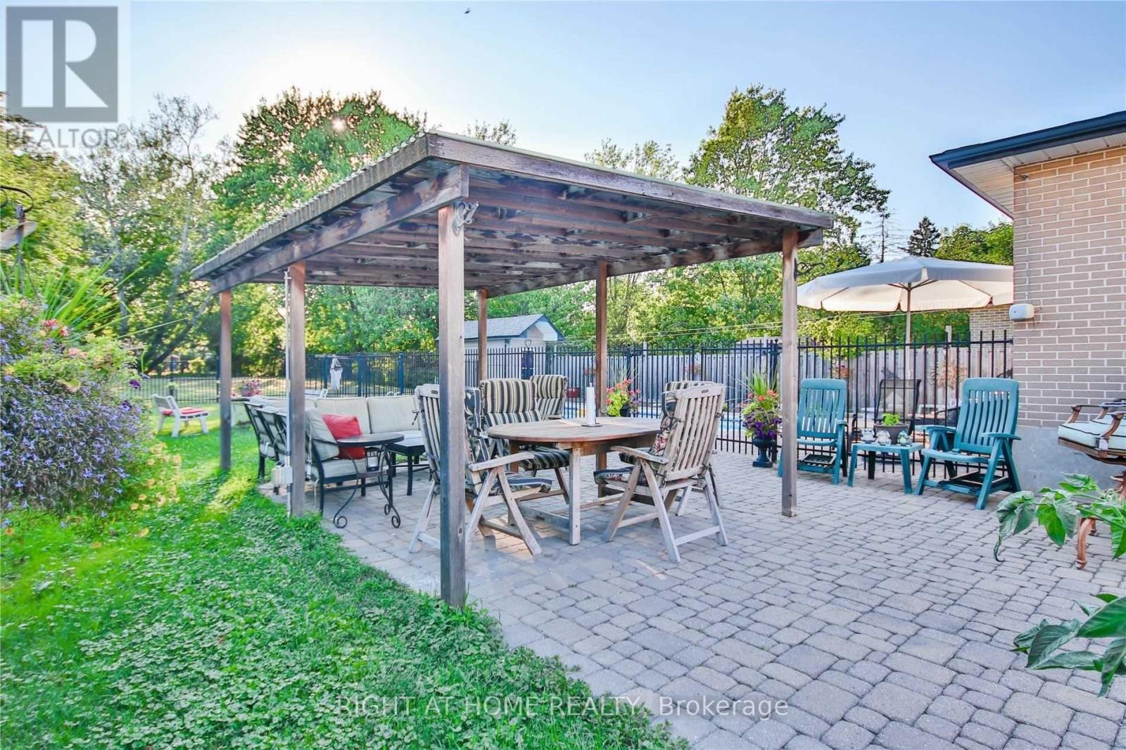 10 Jacwin Drive, Ajax, Ontario  L1S 6H8 - Photo 28 - E12741252