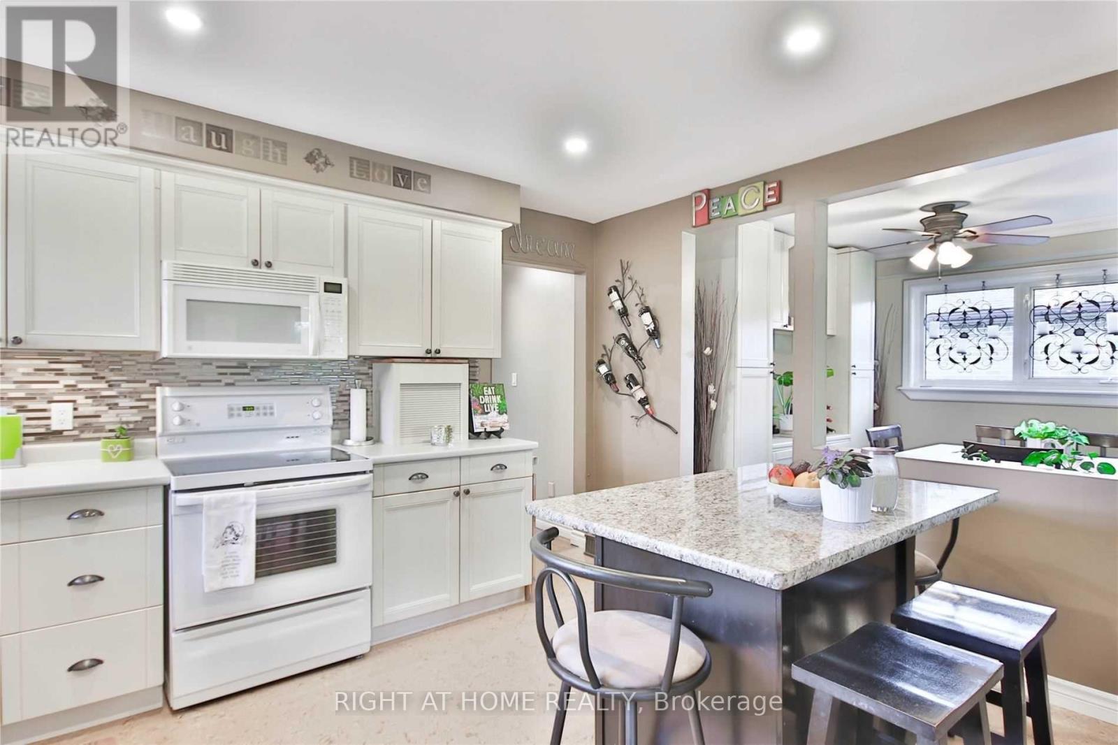 10 Jacwin Drive, Ajax, Ontario  L1S 6H8 - Photo 9 - E12741252