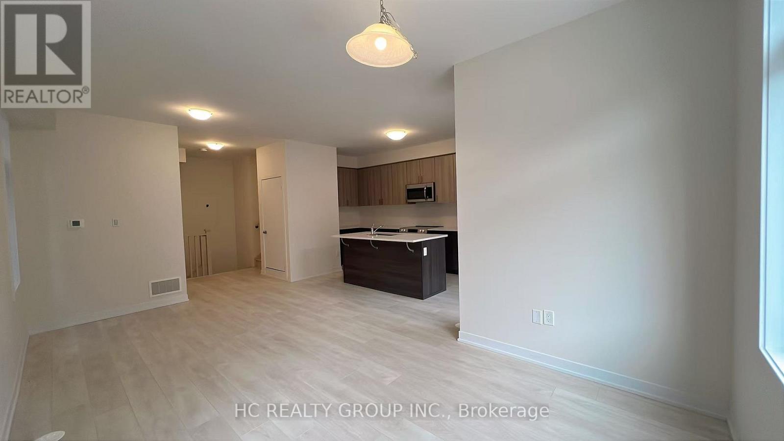 202 - 1865 Pickering Parkway, Pickering, Ontario  L1V 0H2 - Photo 2 - E12741260