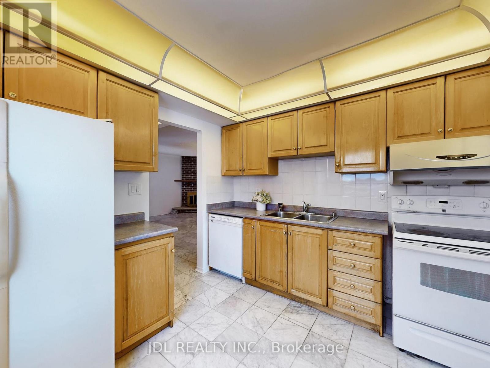 129 Appleby Crescent, Markham, Ontario  L3R 4L1 - Photo 11 - N12741262